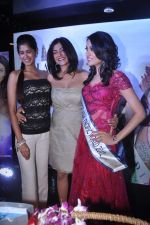 Himangini Singh, Miss Asia Pacific World with Sushmita Sen in Andheri, Mumbai on 23rd June 2012 (34).JPG